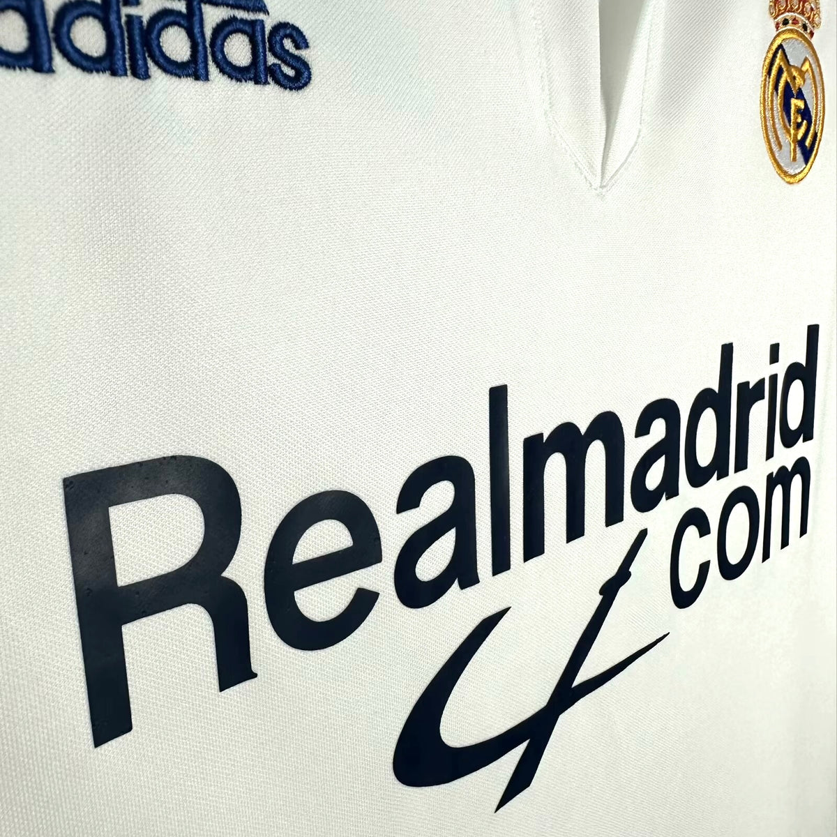 MAILLOT REAL MADRID DOMICILE 2001/2002