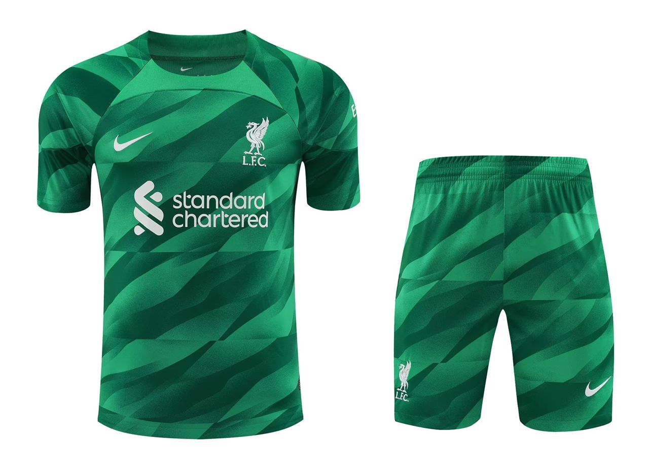 Goalkeeper discount training kit