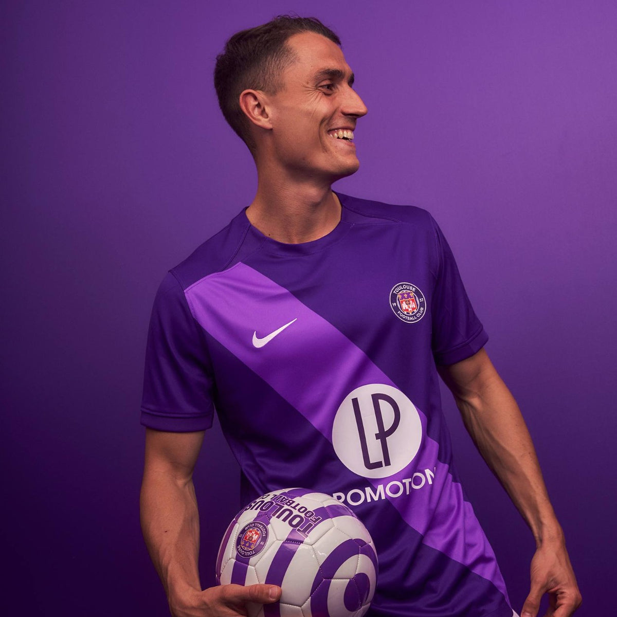 MAILLOT TOULOUSE DOMICILE 2024/2025